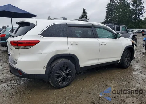 2018 Toyota Highlander Le Plus from USA, damaged, VIN 5TDBZRFH0JS805074